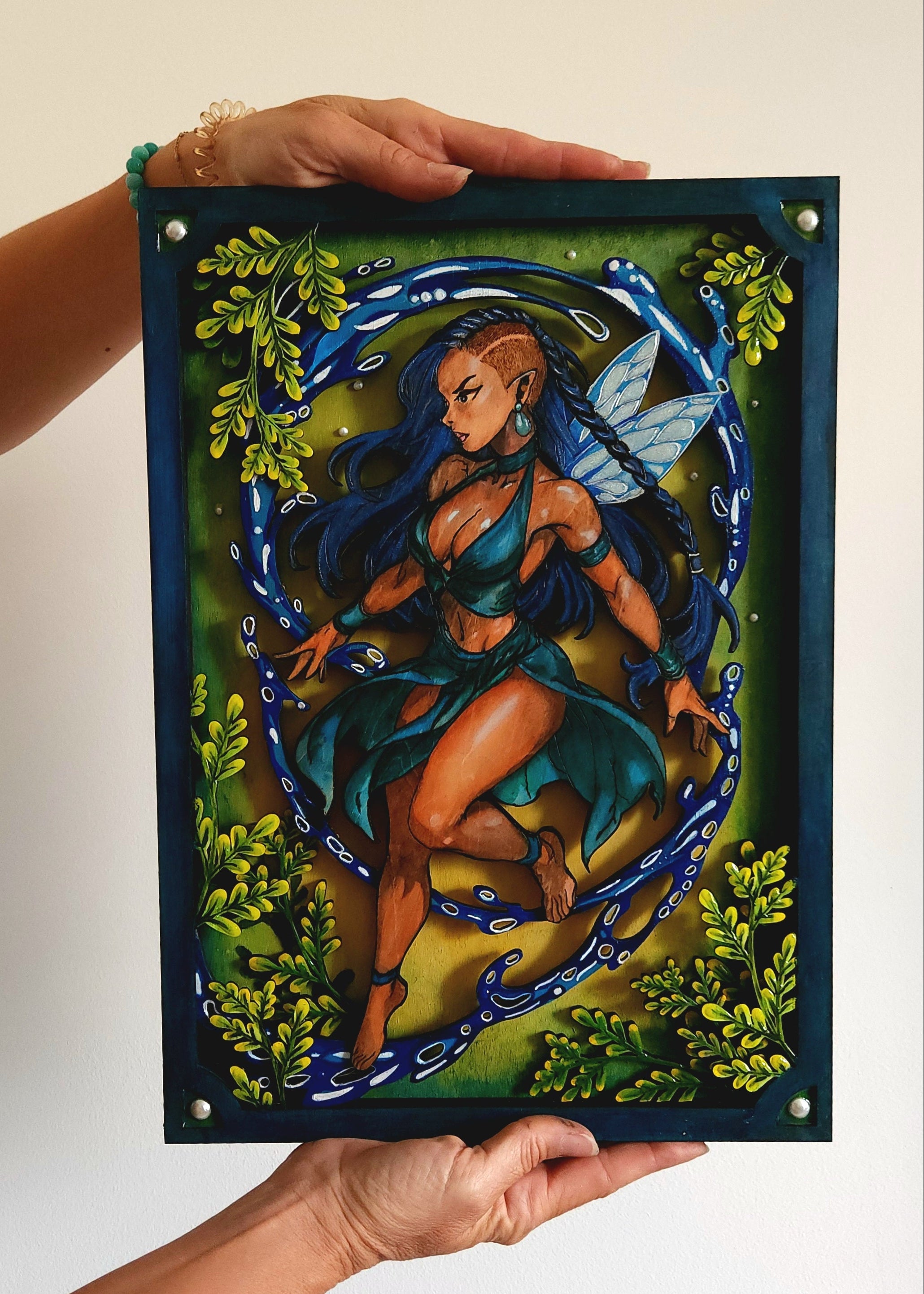 L'elfe de l'eau - Œuvre lumineuse en relief